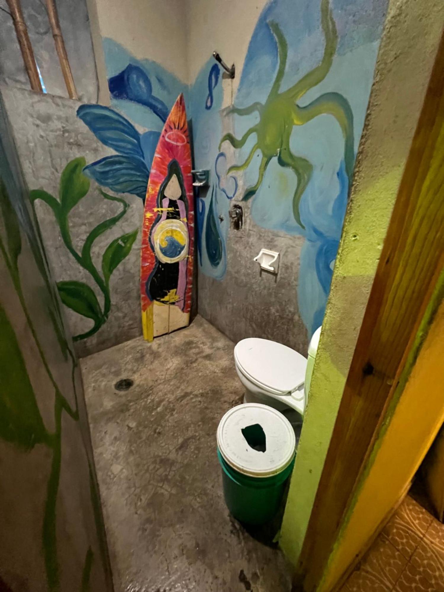 Pipeline Hostel Пуэрто-Эскондидо Экстерьер фото